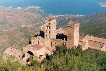 20091026173359-monasterio-sant-pere-de-rodes-1.jpg
